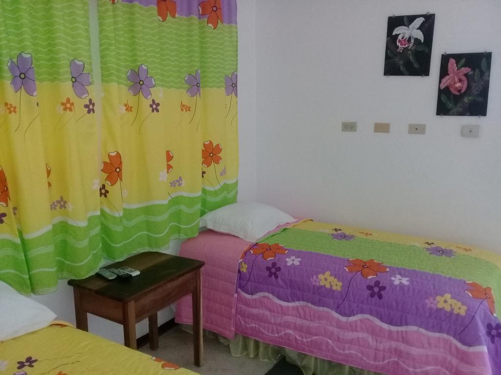 Hostel Quintonido Jarabacoa Exterior photo